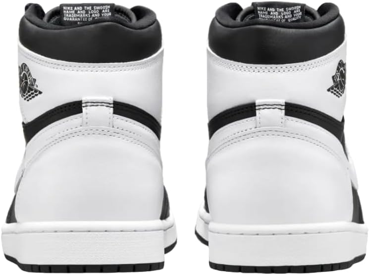 AIR JORDAN RETRO 1 HIGH OG BLACK / WHITE