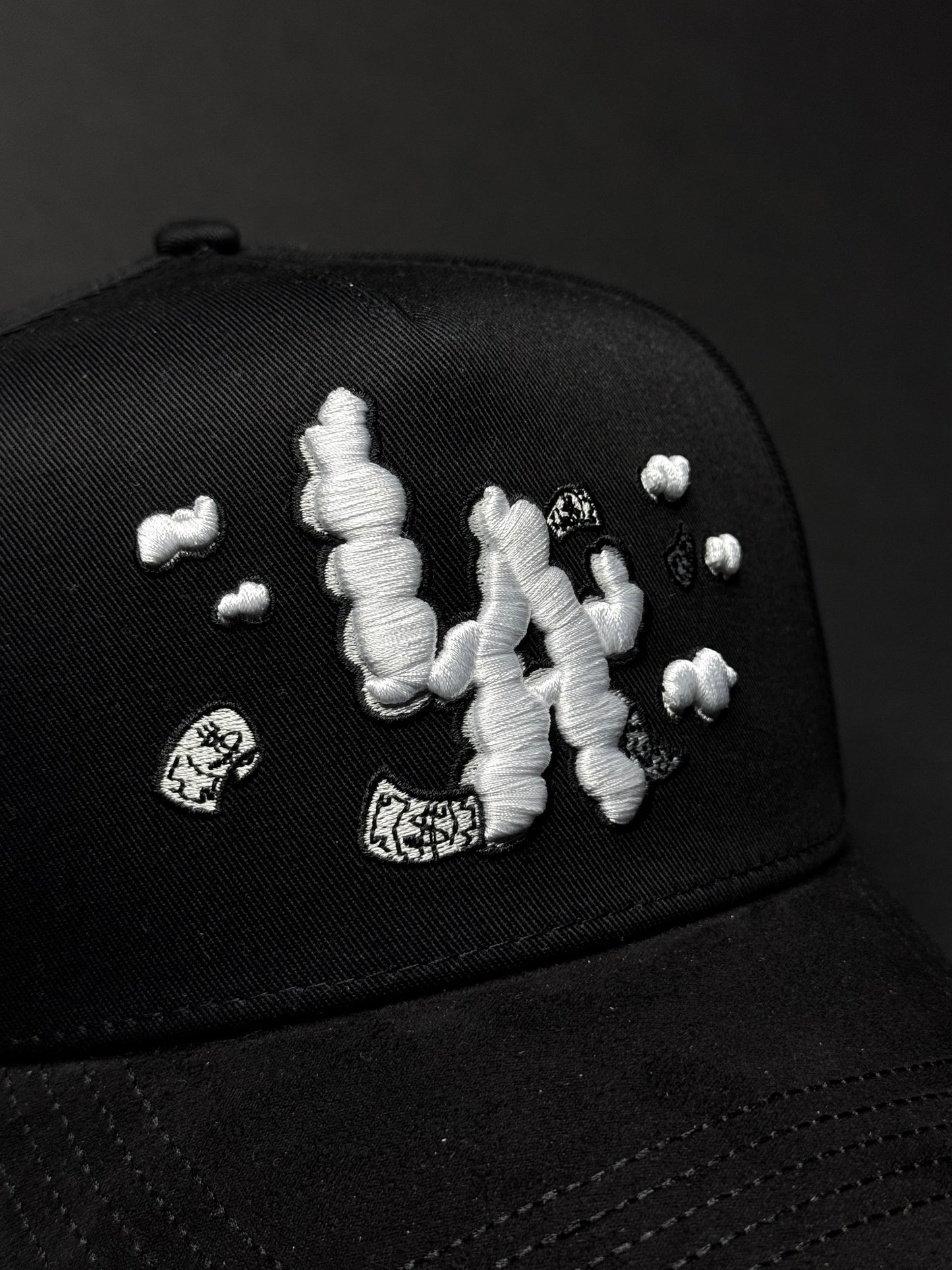 LA MONEYCLOUDS BLACK 31 HATS