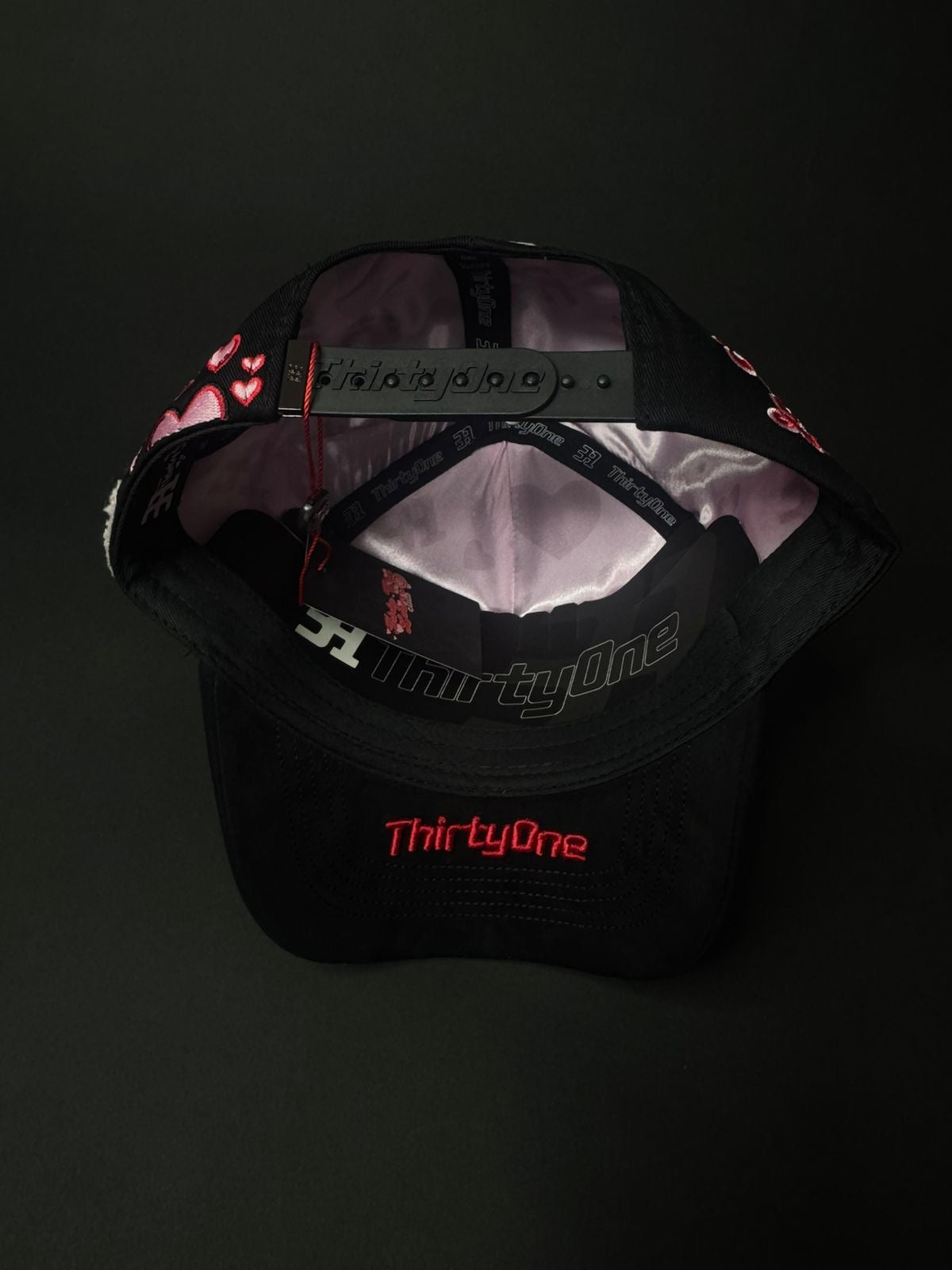 31 HATS "LA LOVE" DROP SAN VALENTIN