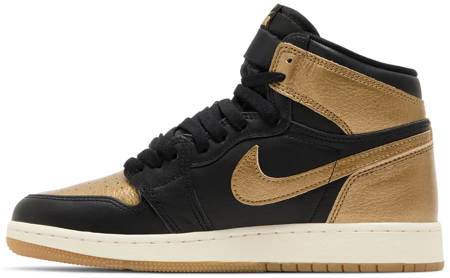 NIKE AIR JORDAN 1 RETRO HIGH OG BLACK/ METALIC GOLD