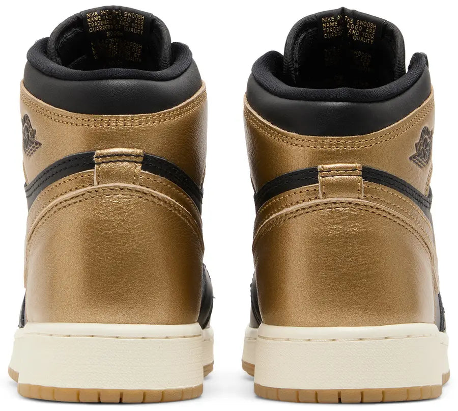 NIKE AIR JORDAN 1 RETRO HIGH OG BLACK/ METALIC GOLD