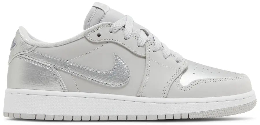 AIR JORDAN 1 RETRO LOW OG NEUTRLA GREY/METALLIC SILVER