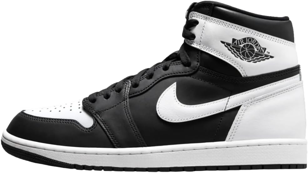 AIR JORDAN RETRO 1 HIGH OG BLACK / WHITE