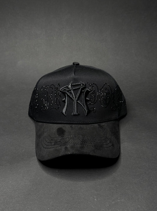 31 HATS "CRYSTAL BLACK"
