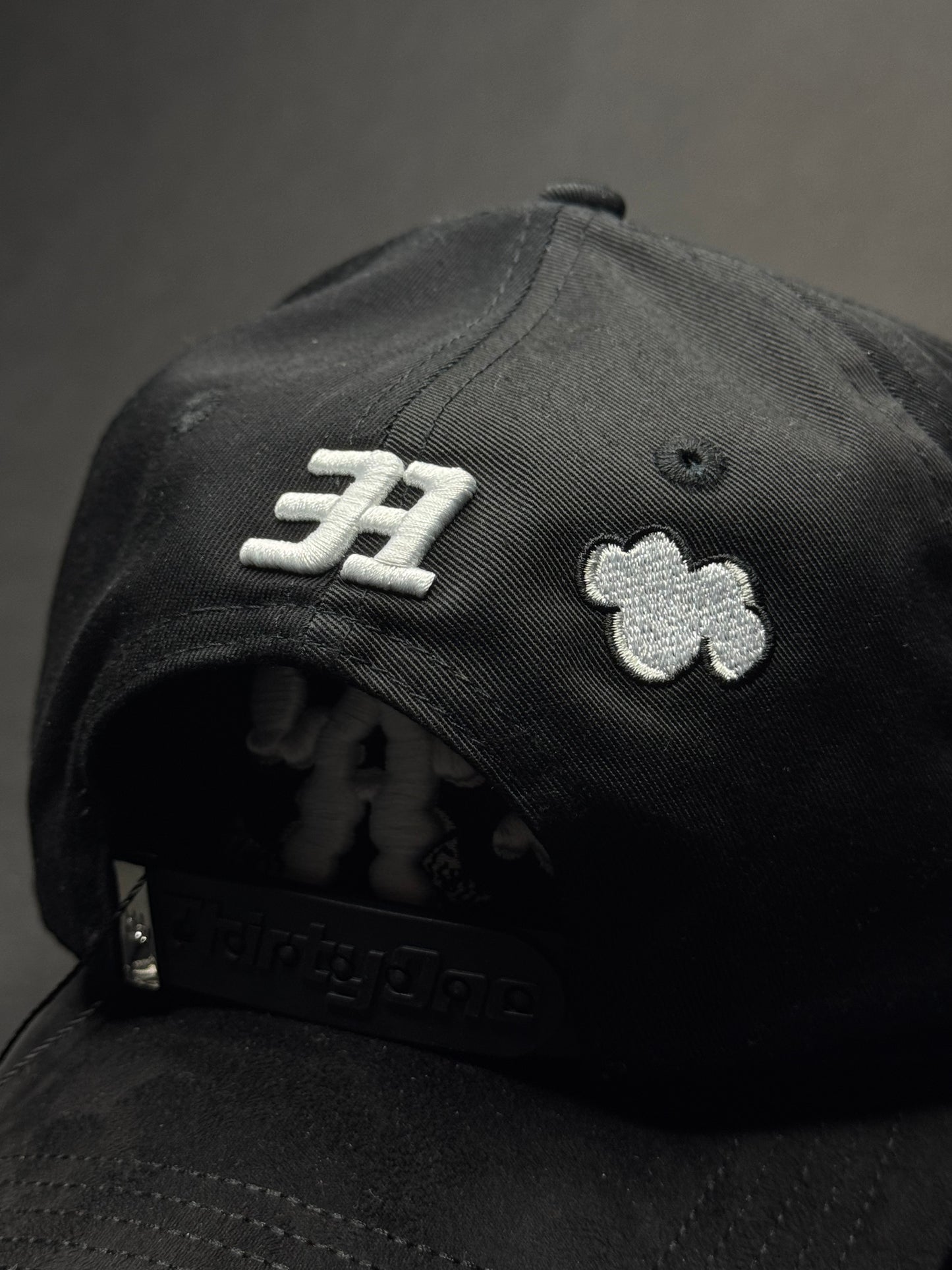 LA MONEYCLOUDS BLACK 31 HATS